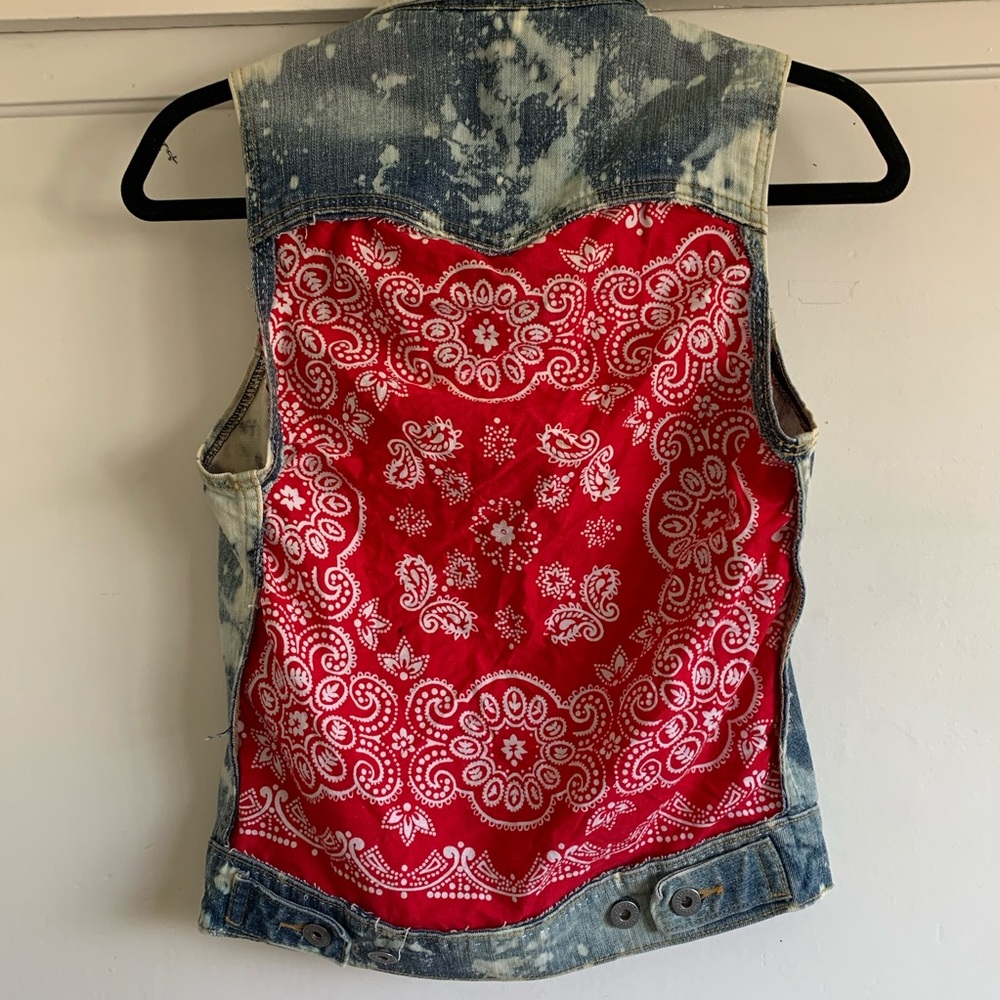 Levi’s Strauss Bandana tie dye jean jacket vest